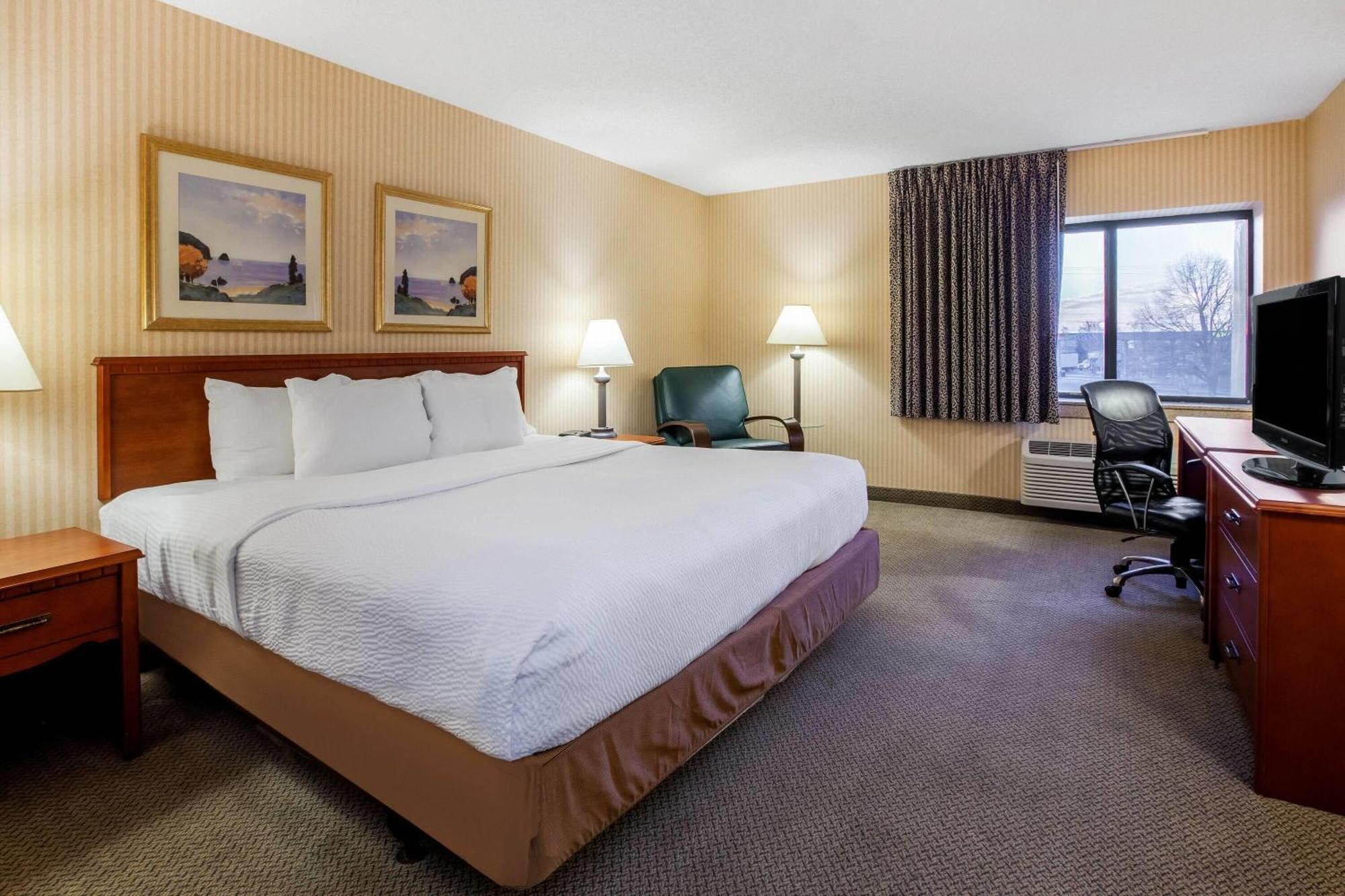 La Quinta Inn By Wyndham Detroit Southgate Exteriér fotografie